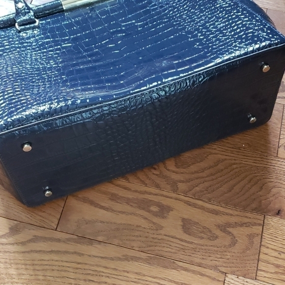 Kate SPADE Blue Embossed Leather Satchel.NWT - Picture 2 of 11